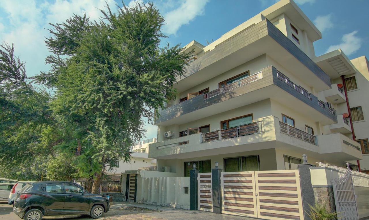 Itsy Hotels Swastika Inn Sector 26 Noida Kültér fotó