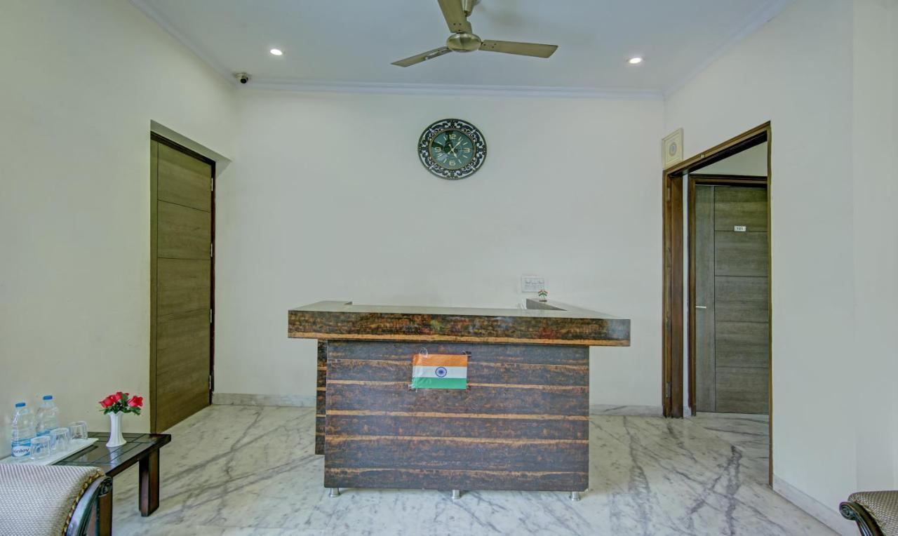 Itsy Hotels Swastika Inn Sector 26 Noida Kültér fotó
